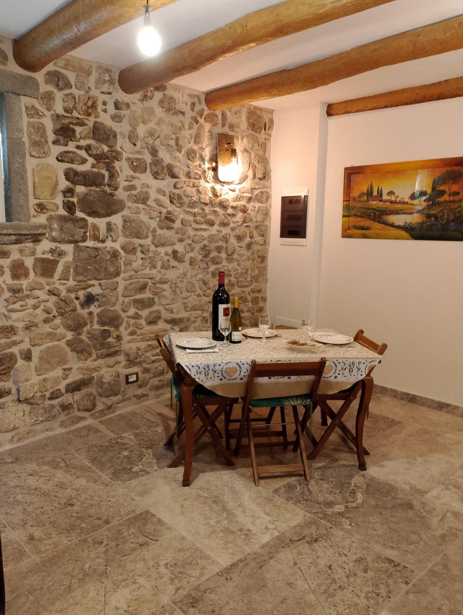 La Medievale 1 Guest House ปิโญเน ภายนอก รูปภาพ